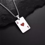 Trendige Poker Karten Kette aus Silber – stilvolle Halskette mit Kartenmotiven.