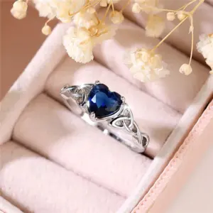 Herz Zirkon Ring Damen – farbiger Herzstein