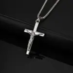 Große Kruzifix Kette Herren Edelstahl – 60 cm – weitere Produktansicht