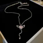Herzkette mit rosa Stein und Engelsflügeln – silberfarben – weitere Produktansicht