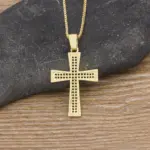 Kreuzkette mit Zirkonia an 45+5 cm Kette