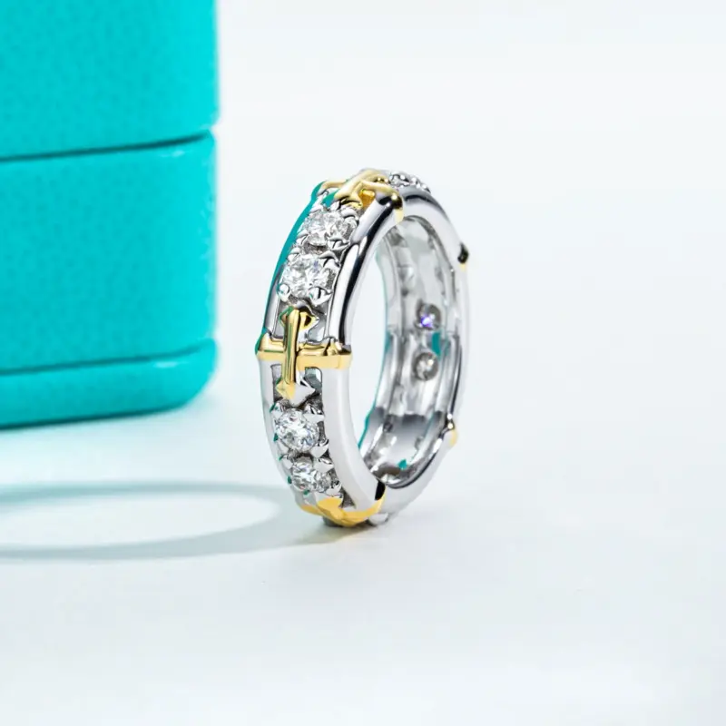 AnuJewel zweifarbiger Moissanit Kreuzring Damen – 3 mm, 925 Silber – weitere Produktansicht