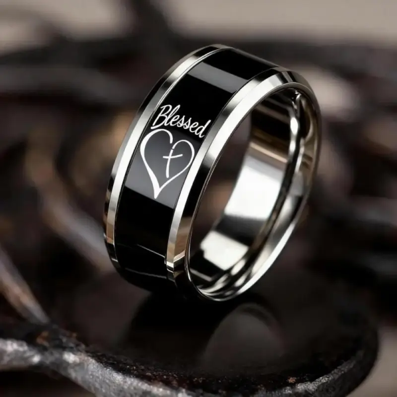 kf-S1e5400758d5f42879412a69edce65eb2S Blessed Ring mit Kreuz im Herz, schwarzem Mittelband und silberfarbenen Rändern