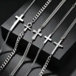 Herren Armband mit Kreuz aus Edelstahl – Produktansicht