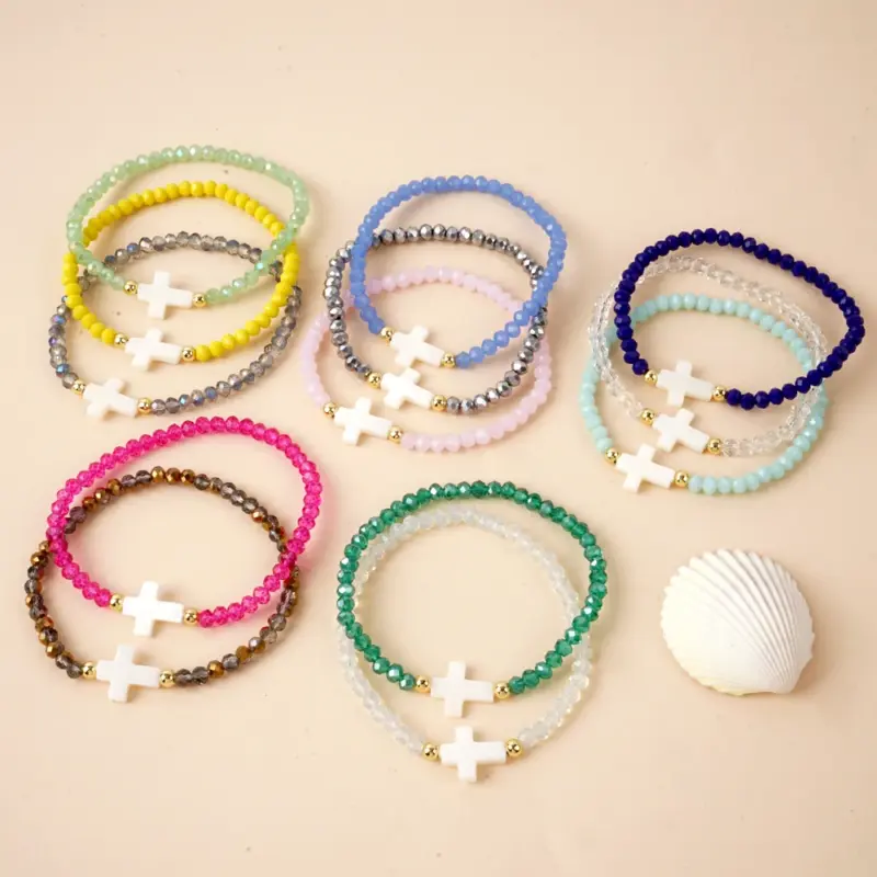 Kreuz Armband mit Kristallperlen – Boho Stil