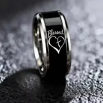 Christlicher Blessed Ring aus Edelstahl mit Herz und Kreuz, Einzelansicht