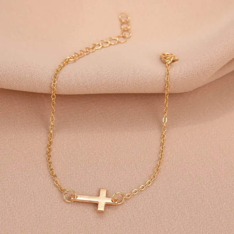 Christliches Damenarmband mit Kreuz – elegante Optik