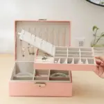 Schmuck Organizer mit Fächern für Ringe und Ohrringe