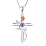 Silberfarbenes Kreuz mit Rose und violettem Zirkonia – XL900