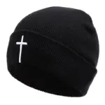 Mütze mit Kreuz Stickerei – christliche Beanie in Schwarz und Weiß