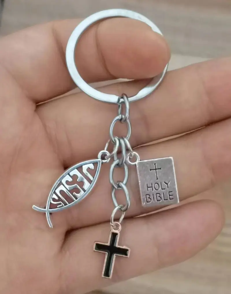 kf-Sb84b763a3aa14edfbb2780e41c2999188 Christlicher Schlüsselanhänger mit Jesusfisch, Bibelmotiv und dunklem Kreuz