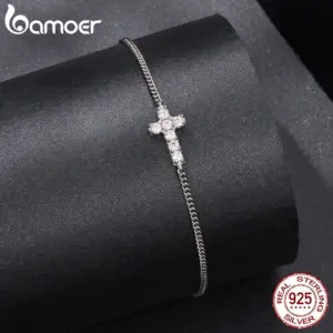 Moissanit Kreuzarmband aus 925 Silber – Gesamtansicht