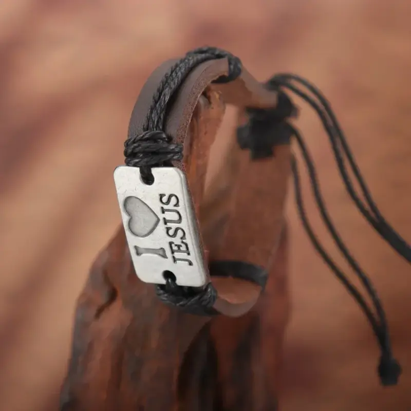Jesus Armband Herren aus Kunstleder und PU – Produktansicht
