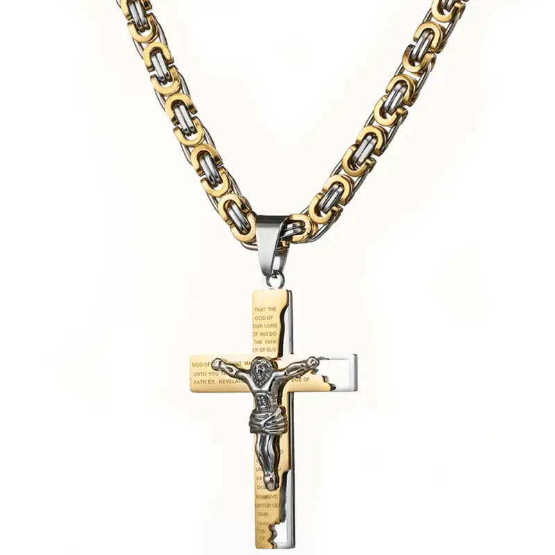 Granny Chic Kreuzkette mit Jesus-Kruzifix in Gold-Silber-Optik auf Weiß