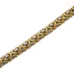 Nahaufnahme der 6 mm Byzantiner-Kettenglieder in Gold-Silber-Optik