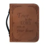 Braune Bibelhülle Trust in the Lord with all your heart mit verziertem Rahmen und schwarzem Tragegriff