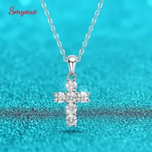 SMYOUE Moissanit Kreuzanhänger aus 925 Sterling Silber – Hauptansicht