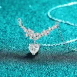 NeeTim Herz-Moissanit Halskette aus 925 Silber laut Anbieter als Detailaufnahme