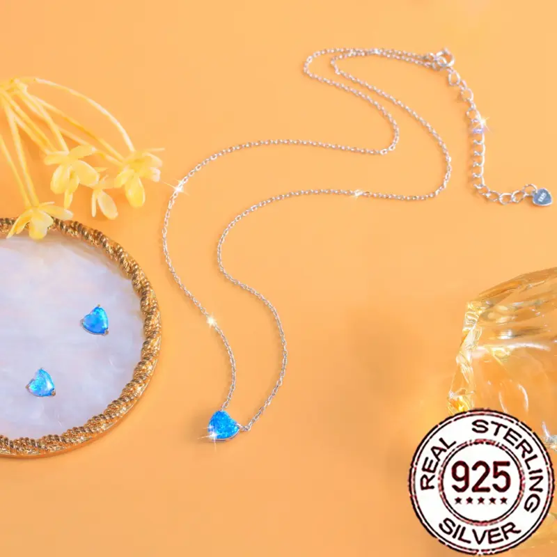 Ohrstecker und Halskette im blauen Herzdesign – QooLady Schmuckset