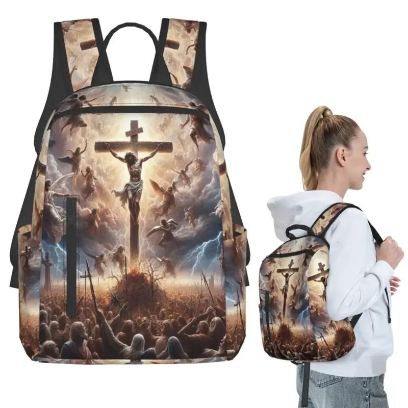 Jesus-Kreuzigung-Rucksack im Alltag: Kreuzigungsmotiv auf der Front und Rucksack am Rücken getragen