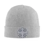 Graue Jerusalemkreuz-Beanie mit fünfkreuzigem christlichem Symbol auf dem gerippten Rand