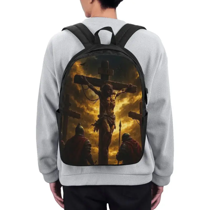 Christlicher Laptop-Rucksack mit Kreuzmotiv – Detailansicht