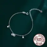 Silbernes Unendlichkeits Armband mit Zirkonia – Detailansicht