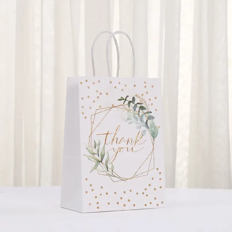 boomcool Geschenktüte Motiv 441-2 mit Eukalyptusblättern oben rechts, Goldlinien und Thank-you-Schriftzug