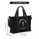 Maßgrafik der Strength in Jesus Reisetasche: ca. 41 cm breit, 29 cm hoch, 15 cm tief